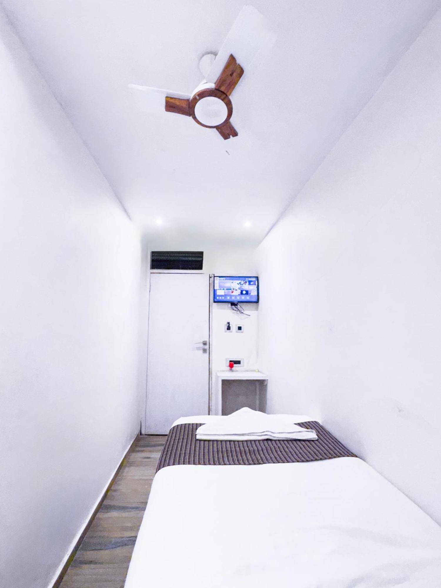 Hotel Winton Mumbai Ngoại thất bức ảnh