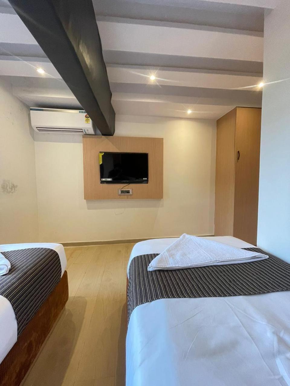 Hotel Winton Mumbai Ngoại thất bức ảnh